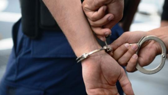 विद्युतिय अपराधसम्बन्धी फरार प्रतिवादी डडेल्धुराबाट पक्राउ