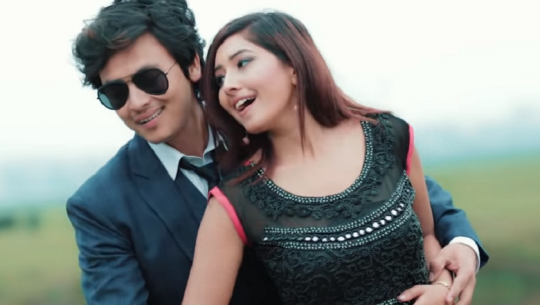 प्रेममा भुल्दै पल–आँचल