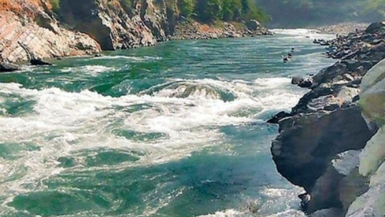 बझाङमा नदीमा बगेर एकजना बेपत्ता