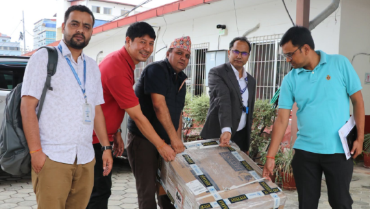 बाढी प्रभावित क्षेत्रमा २० थान स्याटेलाइट फोन लगिँदै