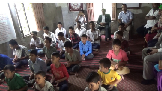 आश्रय लिएर बसेकाहरुलाई दशैँको उल्लासले छोएन