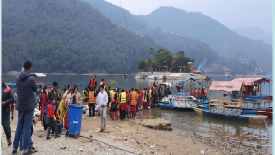माटो निकालेर फेवातालको आयु लम्ब्याइने
