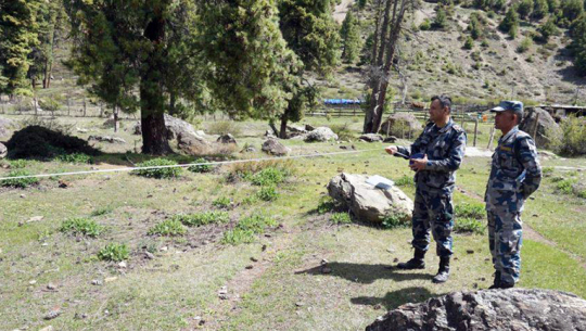 छाङ्गरुका सुरक्षाकर्मीलाई सम्पर्कमै सास्ती, भारतीयकै भर
