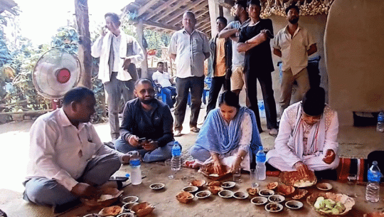 Prachanda shares traditional Tharu cuisine during Tarai-Madhes awareness campaign