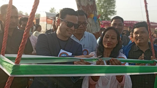 राना–थारु समुदायको विकासका लागि प्रदेश सरकार प्रतिबद्ध छ: मन्त्री देउवा
