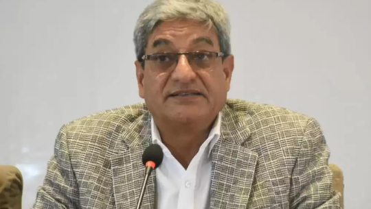 संविधान र व्यवस्थाप्रति वितृष्णा फैलाउने उद्देश्यः गृहमन्त्री लेखक