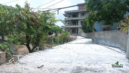 धनगढीमा घर जाने सडक बनाउन सुदूरपश्चिम सरकारको १० लाख खर्च