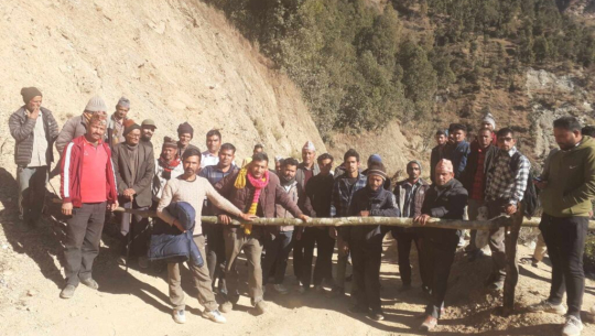 बैतडीको दुदिलाखान–गाँजरी सडकखण्ड बन्द