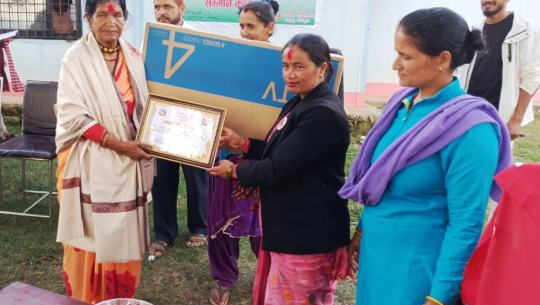 डडेल्धुराको अजयमेरुद्धारा सहिद परिवारलाई सम्मान
