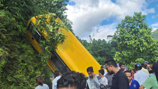 पोखरा स्कुल बस दुर्घटनाः दुई जनाको मृत्यु