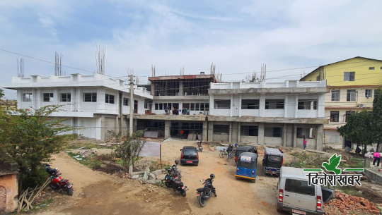 ४ वर्षसम्म अधुरै सेती अस्पतालको भवन, सेवा प्रवाहमा समस्या