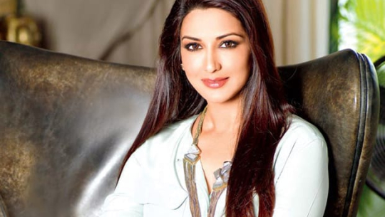 सोनाली खतरामुक्त