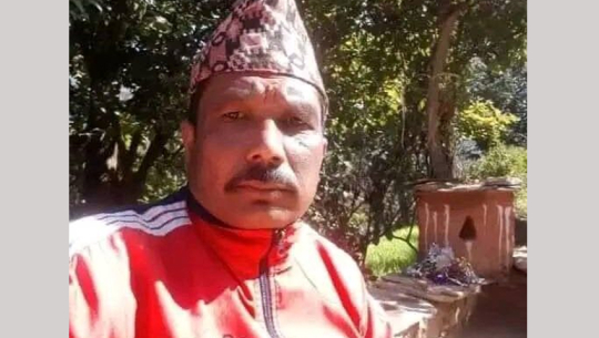 बैतडीमा मेयरमा चुनाव लड्न शिक्षकले दिए राजीनामा