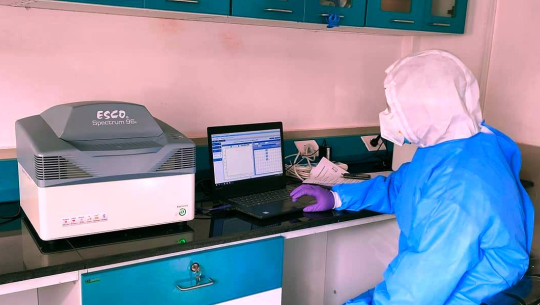 सुदूरपश्चिममा क–कस्को हुन्छ कोरोना परीक्षण ?