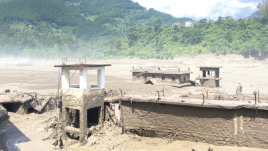 रसुवा बाढी: बाजुराका १७ जना सम्पर्कविहीन