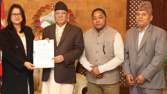 रञ्जितासहितका जनप्रतिनिधि टीकापुरमा विकास माग्दै बालुवाटार पुगे