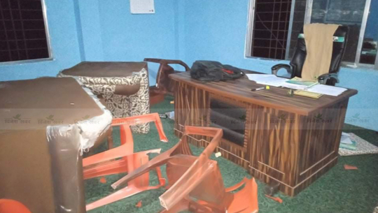 Office of Purchaudi Municipality, Baitadi vandalized