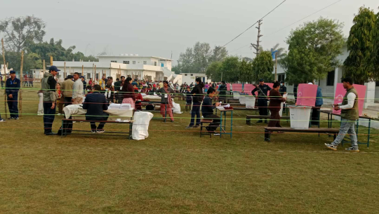 सुदूरपश्चिममा शान्तिपूर्ण रूपमा मतदान जारी