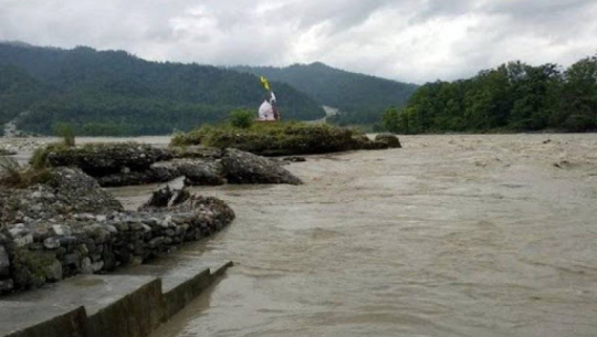 The flow of water in the Mahakali River is constantly increasing, caution to be maintained