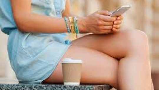 उपरखुट्टी लगाएर बस्नु हानिकारक