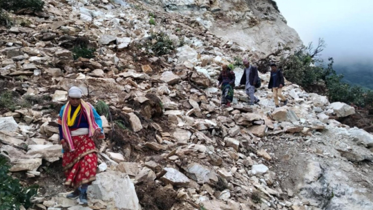 एक महिनादेखि मार्तडी–कोल्टी सडक अवरुद्ध